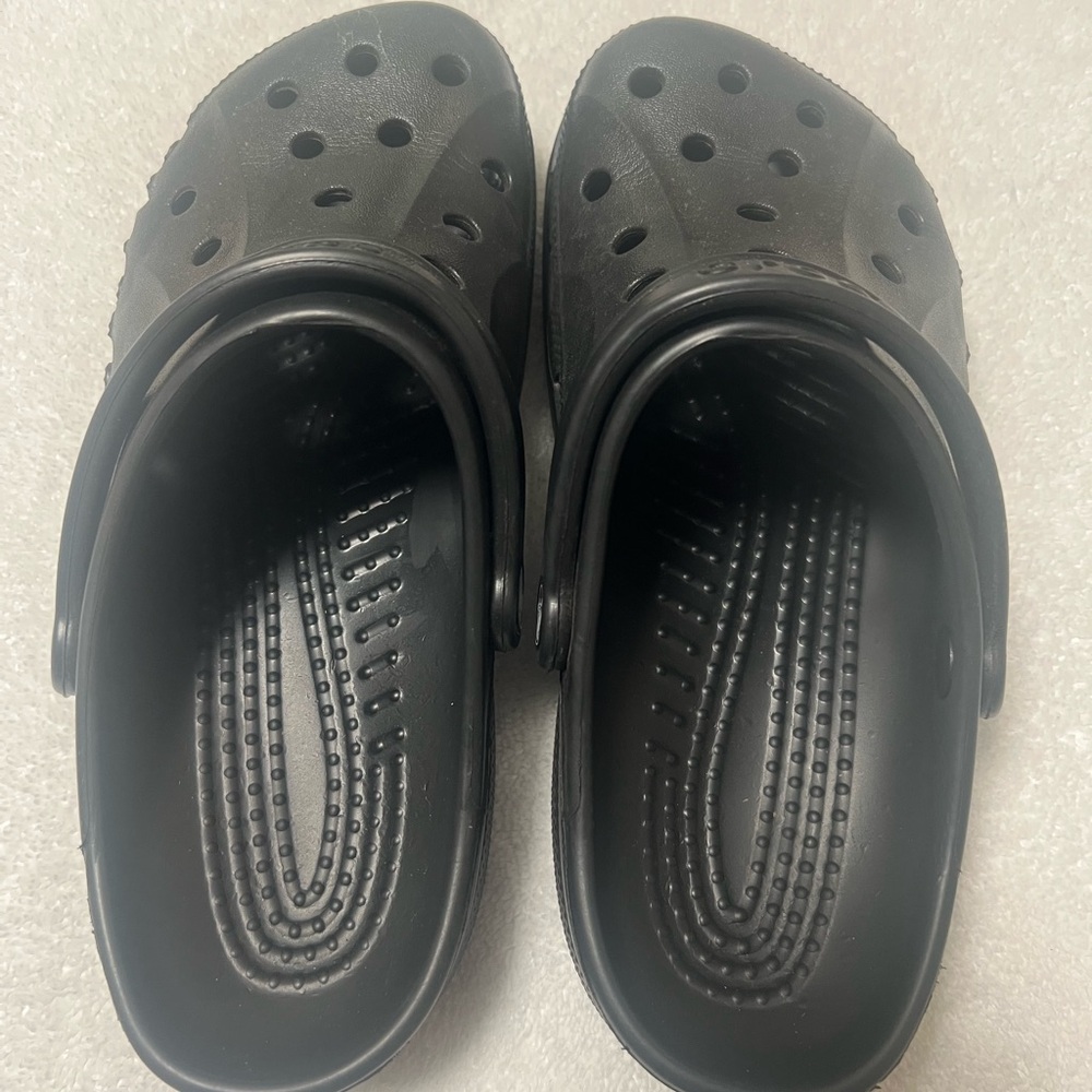 Brand New Classic Black Crocs